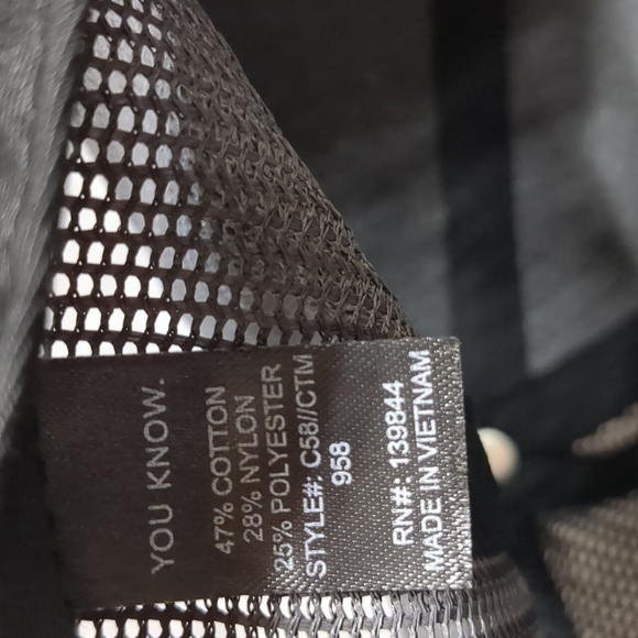 MAMMOTH MOUNTAIN Logo Snap  Hat Black on Black Adjustable - Picture 6 of 7